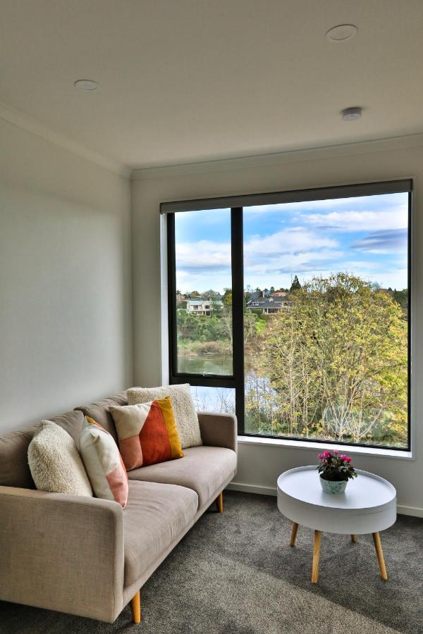 Holiday home Amazing The Waikato River-view Brand New With 4 Bedrooms