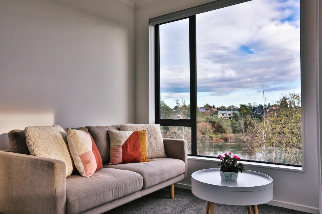 Amazing The Waikato River-view Brand New With 4 Bedrooms *